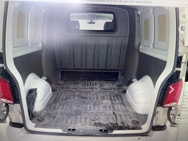 Volkswagen TRANSPORTER 2.0 TDI DSG automaat L2H1 30 DC 5 persoons / vaste prijs rijklaar ¤ 27.950 ex btw / lease vanaf ¤ 456 / airco / cruise / navi / achterdeuren / euro 6 / bpm vrij !