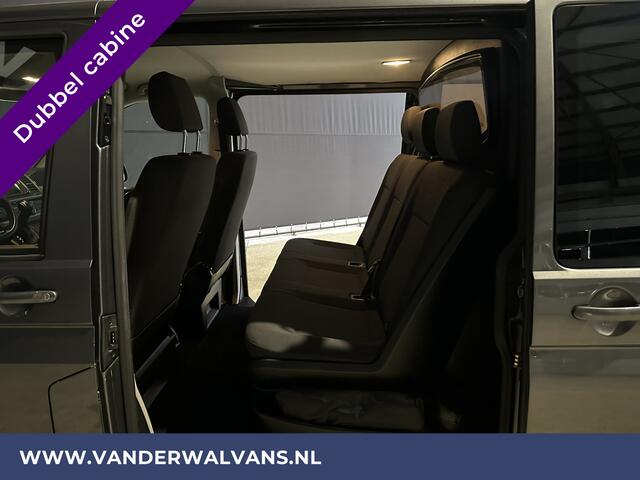 Volkswagen TRANSPORTER 2.0 TDI 150pk Automaat L2H1 Dubbele Cabine Euro6 Airco | 5-Zits | Navigatie | 2x Zijdeur | Cruisecontrol, LM velgen, Parkeersensoren, 2500kg Trekhaak