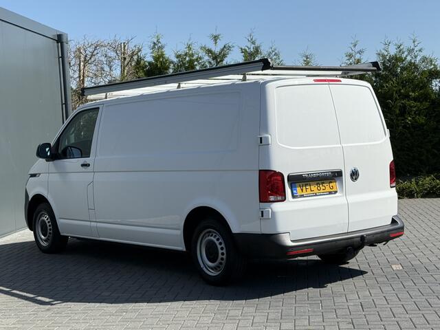 Volkswagen TRANSPORTER 2.0 TDI 150 PK COMFORTLINE / L2H1 / IMPERIAAL / INRICHTING / TREKHAAK / AIRCO / CRUISE / NAVI / CARPLAY