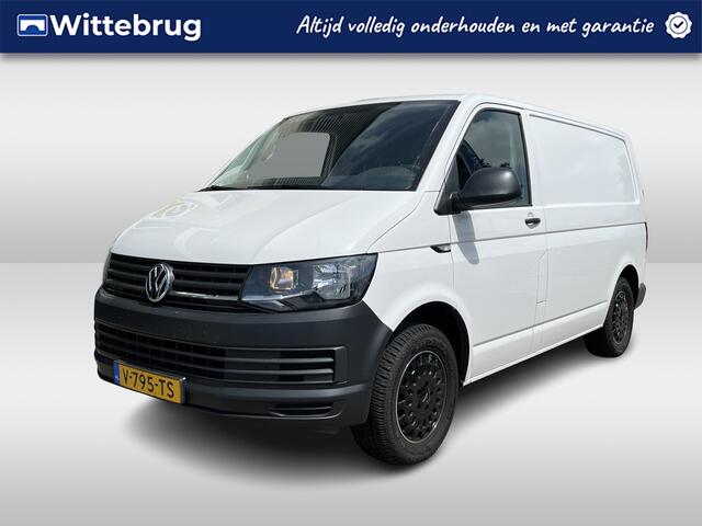 Volkswagen TRANSPORTER 2.0 TDI L1H1 Comfortline / TREKHAAK/ CAMERA/ APP-CONNECT/ 3-PERSOONS/ CRUISE/ CAMERA/ BLUETOOTH/ AIRCO/ DAB/ 16'' LMV/ NAVI