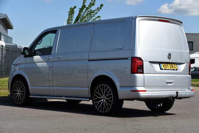 Volkswagen TRANSPORTER 2.0 TDI L1H1 32 Bulli Virtual, Adaptieve Cruise, Camera, Carplay, 150PK, LED, 2 x Schuifdeur, NAVI, Uniek!