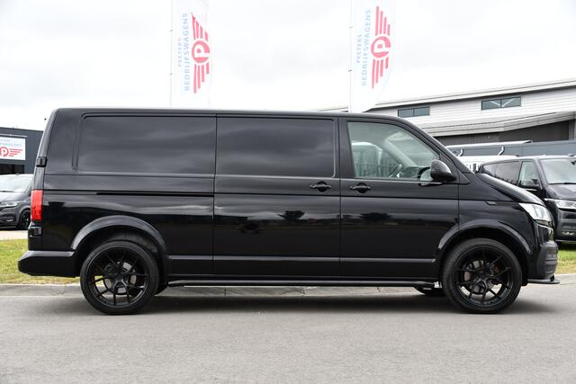 Volkswagen TRANSPORTER 2.0 TDI L2H1 30 Black Edition Adaptieve Cruise, Camera, Carplay, 150PK, 2 x Schuifdeur, Multimedia, Sensoren, Automaat, Uniek!