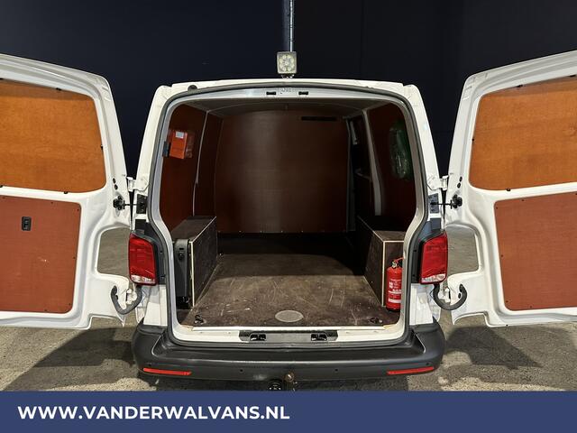Volkswagen TRANSPORTER 2.0 TDI L2H1 Euro6 Airco | Apple Carplay | Cruisecontrol | Camera | Trekhaak Android auto, Parkeersensoren,