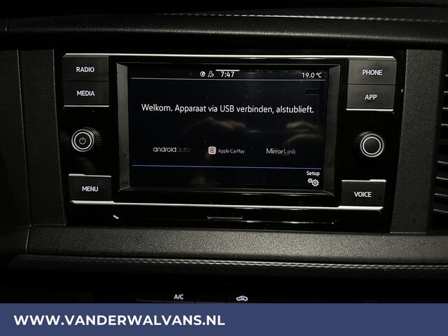 Volkswagen TRANSPORTER 2.0 TDI L2H1 Euro6 Airco | Apple Carplay | Cruisecontrol | Camera | Trekhaak Android auto, Parkeersensoren,
