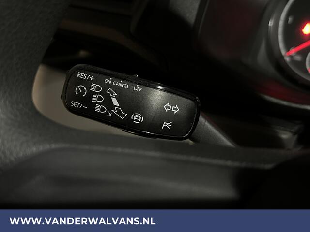 Volkswagen TRANSPORTER 2.0 TDI L2H1 Euro6 Airco | Apple Carplay | Cruisecontrol | Camera | Trekhaak Android auto, Parkeersensoren,
