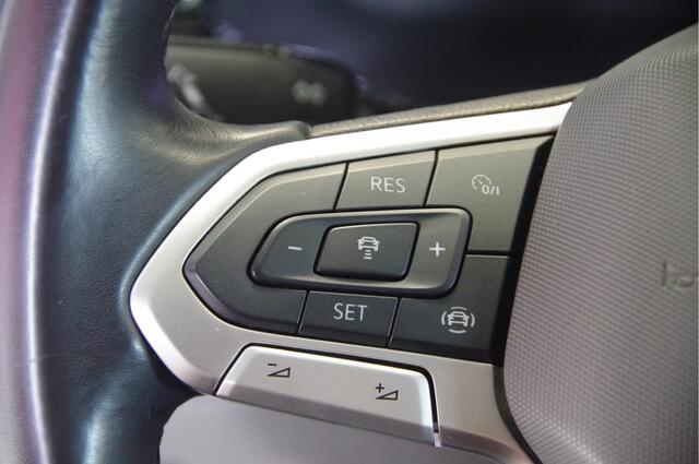Volkswagen TRANSPORTER 2.0 TDI L2 BULLI 150PK AUT. LED, 2X SCHUIFDEUR, ADAPT. CRUISE, DIGITAL COCKPIT, STOELVERWARMING, APPLE CARPLAY