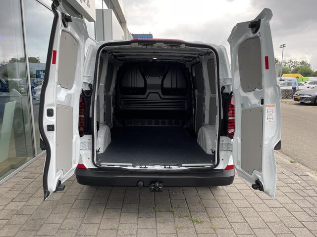 Volkswagen TRANSPORTER 2.0 TDI L1H1 110Pk Hand | Trekhaak | Camera | 3 Zits | Incl. BPM