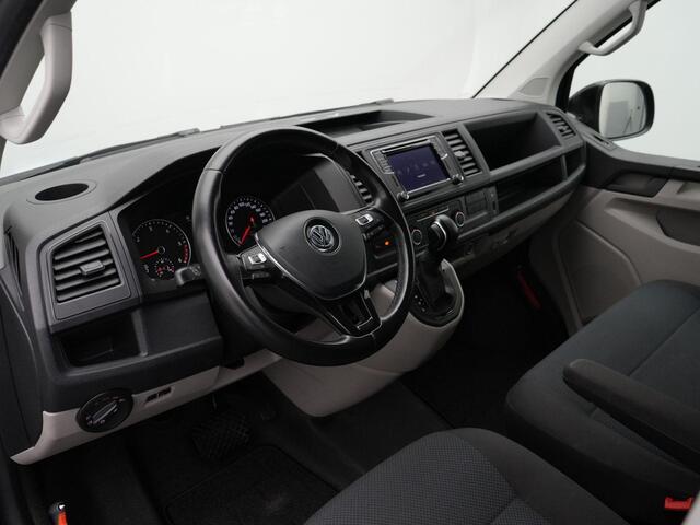 Volkswagen TRANSPORTER 2.0 TDI 150 pk DSG L2H1 DC Comfortline Plus | 6-persoons | Trekhaak | LED koplampen | Adaptieve Cruise Control | Achteruitrijcamera | Navigatie