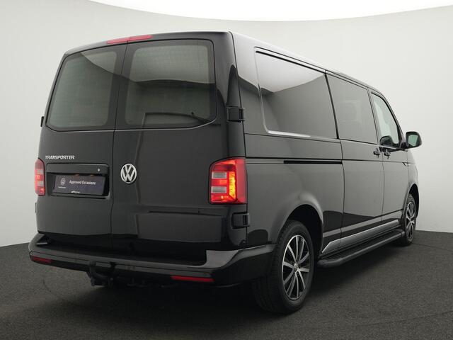 Volkswagen TRANSPORTER 2.0 TDI 150 pk DSG L2H1 DC Comfortline Plus | 6-persoons | Trekhaak | LED koplampen | Adaptieve Cruise Control | Achteruitrijcamera | Navigatie