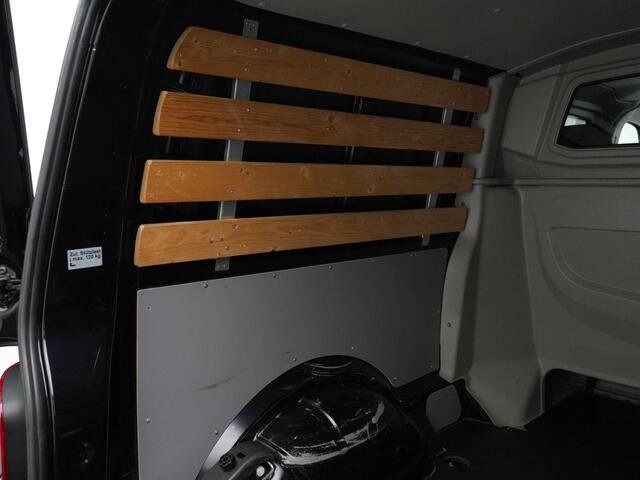 Volkswagen TRANSPORTER 2.0 TDI 150 pk DSG L2H1 DC Comfortline Plus | 6-persoons | Trekhaak | LED koplampen | Adaptieve Cruise Control | Achteruitrijcamera | Navigatie