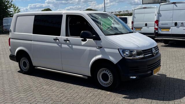 Volkswagen TRANSPORTER 2.0 TDI 75KW 102PK EURO 6 NAVIGATIE/ AIRCO/ CRUISE CONTROL/ DUBBELE SCHUIFDEUR/ 100% DEALERONDERHOUDEN