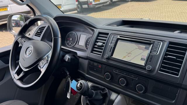 Volkswagen TRANSPORTER 2.0 TDI 75KW 102PK EURO 6 NAVIGATIE/ AIRCO/ CRUISE CONTROL/ DUBBELE SCHUIFDEUR/ 100% DEALERONDERHOUDEN