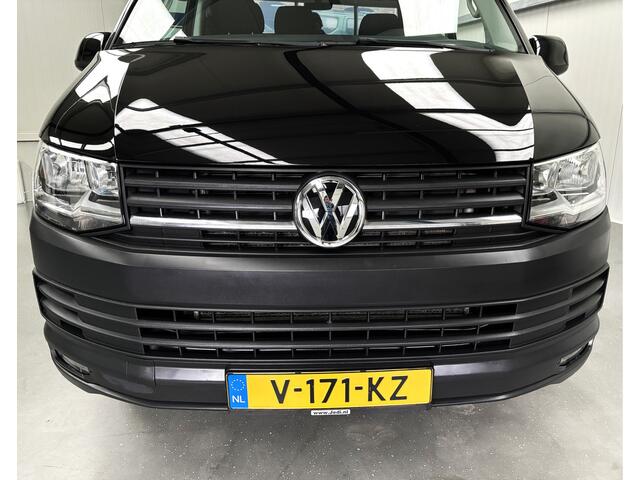 Volkswagen TRANSPORTER 2.0 TDI L2H1 Comfortline Executive PLUS RIJKLAAR !! | 2 zitplaatsen rechtsvoor | Achterdeuren met ruiten | Alarm II met interieursensoren in cabine