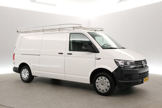 Volkswagen TRANSPORTER 2.0 TDI L2H1 | 140PK | Airco | Cruise | Navigatie | Imperiaal | Trekhaak