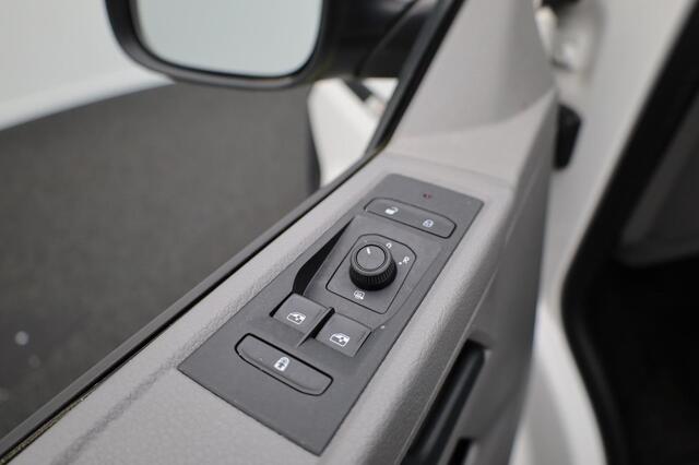 Volkswagen TRANSPORTER 2.0 TDI L2H1 28