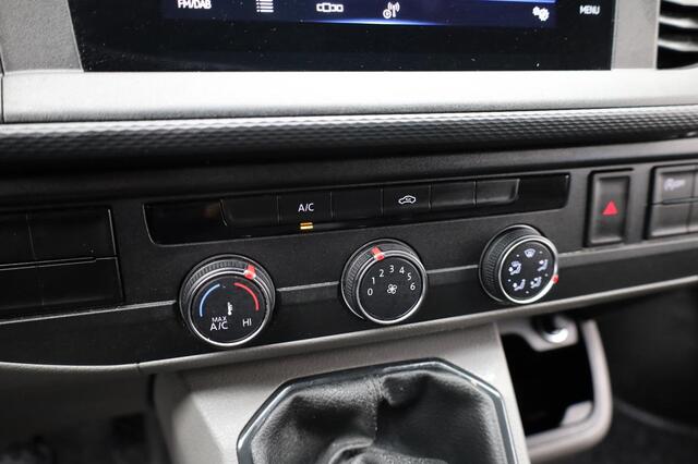 Volkswagen TRANSPORTER 2.0 TDI L2H1 28
