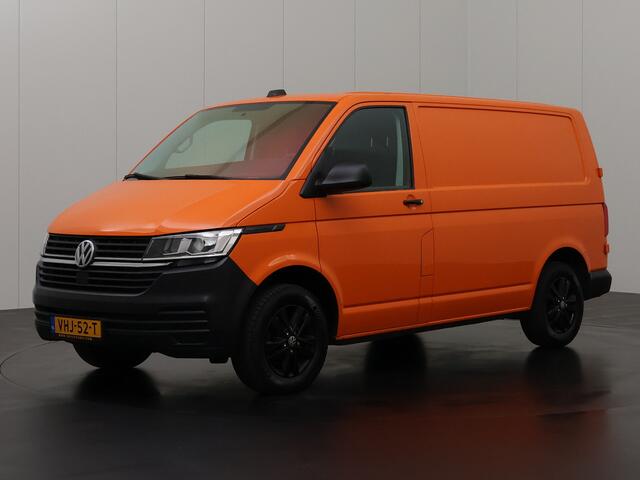Volkswagen TRANSPORTER 2.0TDI Achterdeuren | Navigatie | Camera | Airco | 3-Peroons | Trekhaak 2200Kg