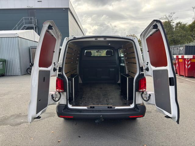 Volkswagen TRANSPORTER L2H1 2.0 TDI 150pk DSG 3.2T Comfortline /Automaat /Wordt verwacht