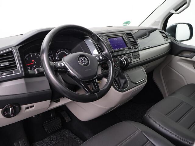 Volkswagen TRANSPORTER 2.0 TDI L2H1 DC Highline - 204 PK | Automaat | Trekhaak | Multifunctioneel stuurwiel | Parkeersensoren |