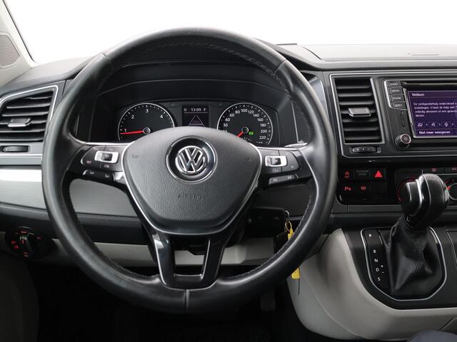 Volkswagen TRANSPORTER 2.0 TDI L2H1 DC Highline - 204 PK | Automaat | Trekhaak | Multifunctioneel stuurwiel | Parkeersensoren |
