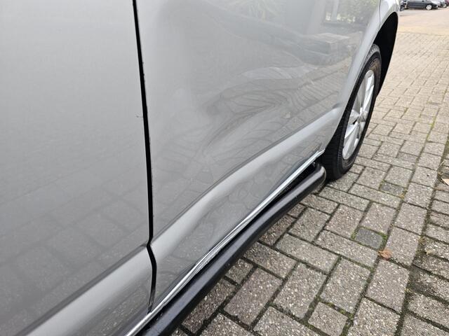 Volkswagen TRANSPORTER 2.0 TDI L2-H1 Trendline 102 PK * Trekhaak * NAP * Navi *