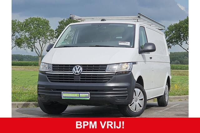 Volkswagen TRANSPORTER 2.0 TDI T6.1 L2H1 Deuren NAP Airco Euro6 Trekhaak Imperiaal CarPlay!