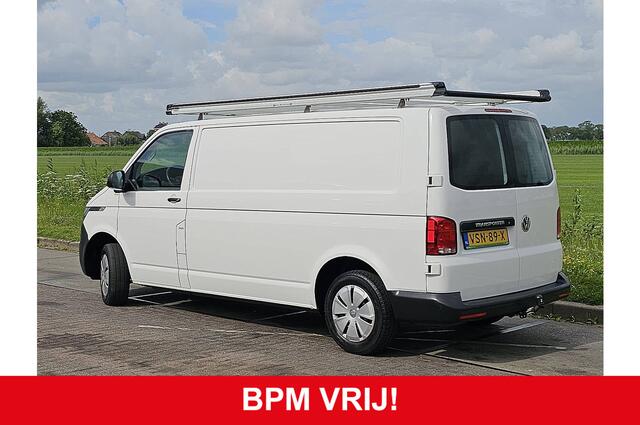 Volkswagen TRANSPORTER 2.0 TDI T6.1 L2H1 Deuren NAP Airco Euro6 Trekhaak Imperiaal CarPlay!
