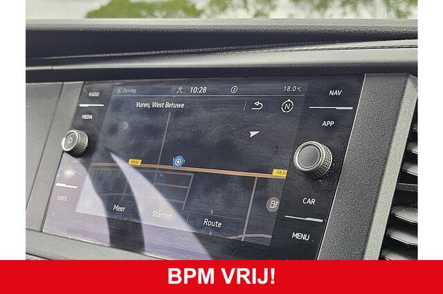 Volkswagen TRANSPORTER 2.0 TDI T6.1 L2H1 Deuren NAP Airco Euro6 Trekhaak Imperiaal CarPlay!