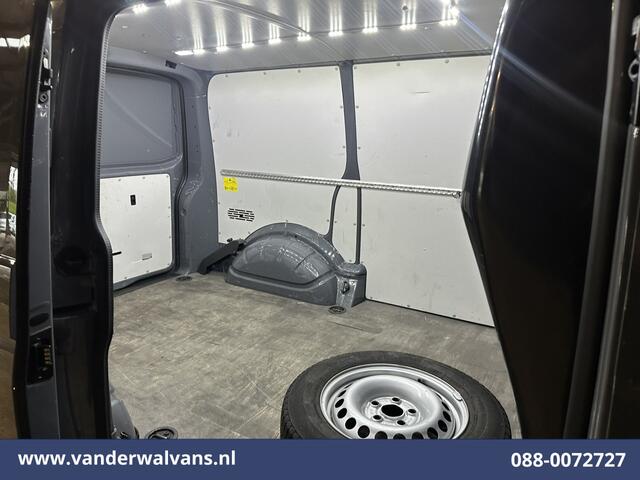 Volkswagen TRANSPORTER 2.0 TDI L1H1 Euro6 Airco | Camera | Cruisecontrol | Trekhaak | Sidebars Parkeersensoren