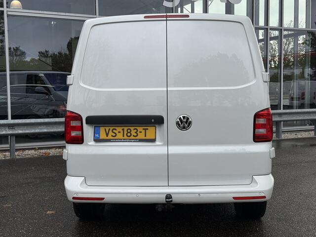 Volkswagen TRANSPORTER 2.0 TDI L2H1 Highline | NL-auto | 1e Eig | Parelmoer wit | LED | Navi | Trekhaak | PDC