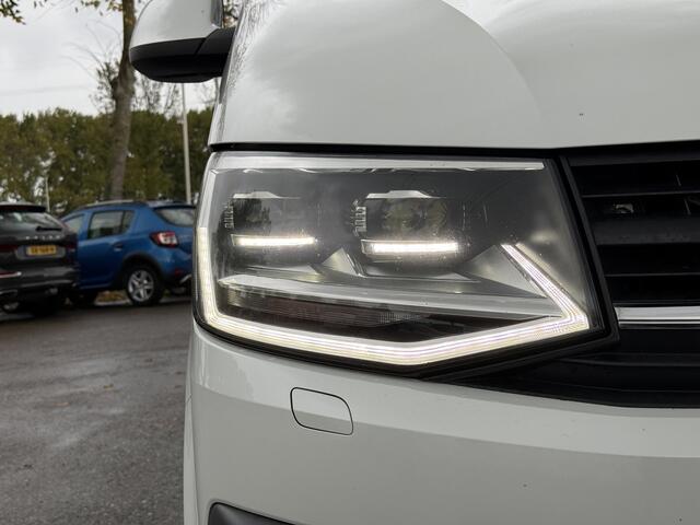 Volkswagen TRANSPORTER 2.0 TDI L2H1 Highline | NL-auto | 1e Eig | Parelmoer wit | LED | Navi | Trekhaak | PDC