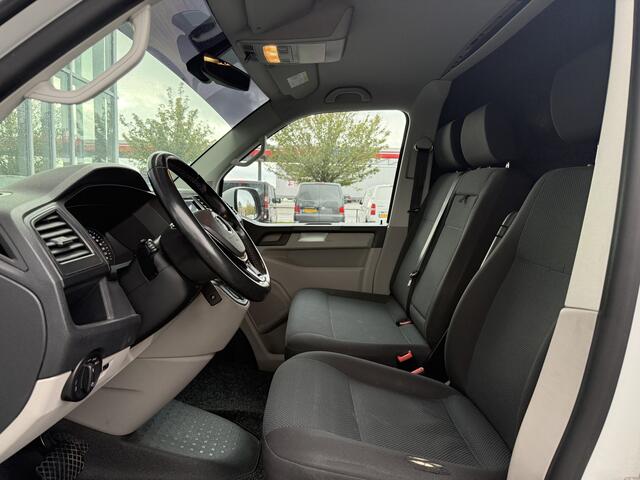 Volkswagen TRANSPORTER 2.0 TDI L2H1 Highline | NL-auto | 1e Eig | Parelmoer wit | LED | Navi | Trekhaak | PDC