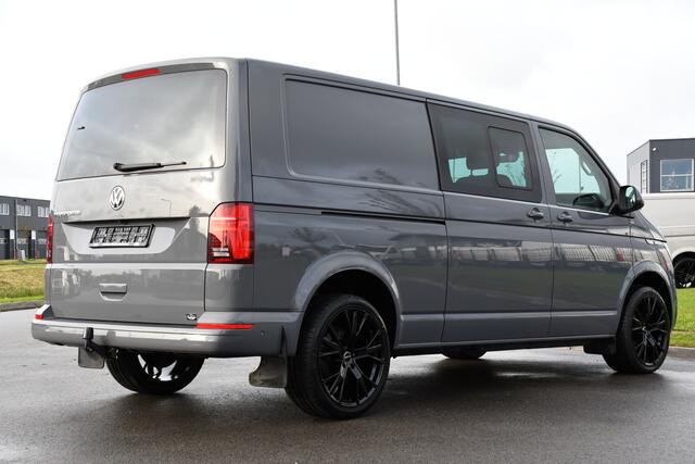 Volkswagen TRANSPORTER 2.0 TDI L2H1 32 DC Bulli Virtual, Adaptieve Cruise, Carplay, LED, 150pk, Automaat, Trekhaak, Sensoren, Uniek!