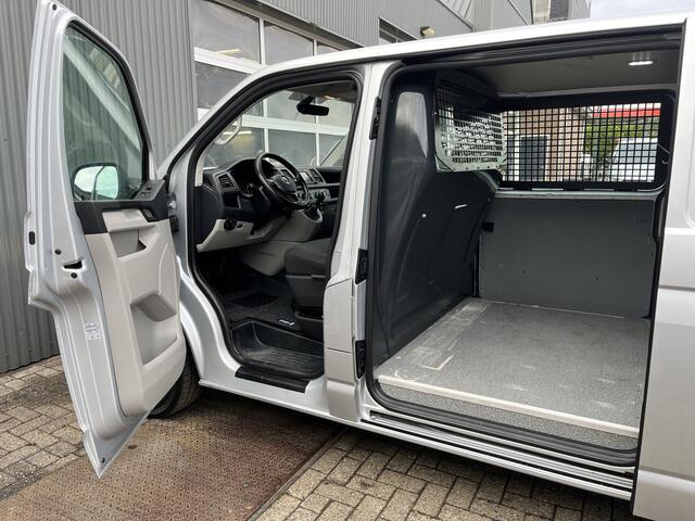 Volkswagen TRANSPORTER 2.0 TSI L2H1 Benzine/Cng Dubbele Schuifdeur Airco Cruise controle Bpm vrij Trekhaak Klep achter Omvormer Kastinrichting Standkachel Euro 6 Benzine Ideaal voor ombouw naar Camper !!