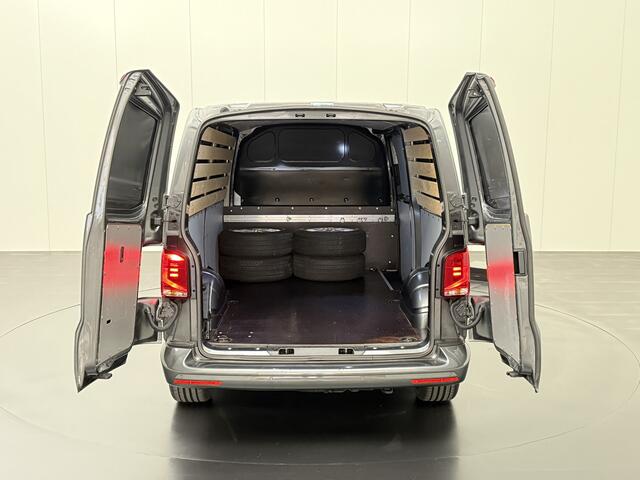 Volkswagen TRANSPORTER 2.0TDI 150PK DSG Automaat Lang Highline | Achterdeuren | Multimedia | Airco | Cruise | Betimmering