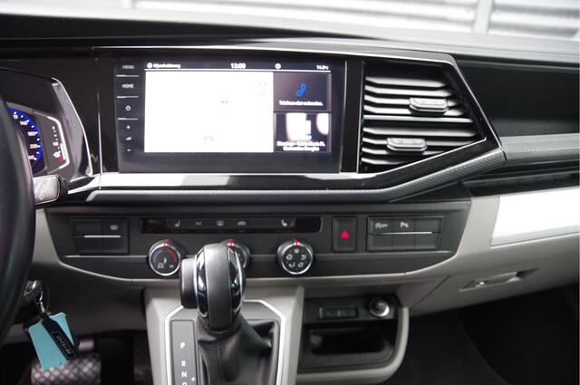 Volkswagen TRANSPORTER 2.0 TDI L2 BULLI DC-5P, AUT. LED, LEDER, TREKHAAK, STOELVERWARMING, ADAPT. CRUISE, DIGITAL COCKPIT, CAMERA, AIRCO, PARKEERSENSOREN, DUBBELE CABINE, DUBBEL CABINE, NL AUTO, NAP
