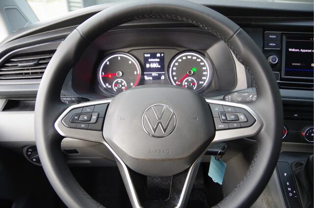 Volkswagen TRANSPORTER 2.0 TDI L2 150PK AUT. LED, TREKHAAK, CRUISE, CARPLAY, AIRCO, PARKEERSENSOREN, NL AUTO, NAP