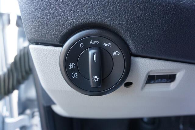 Volkswagen TRANSPORTER 2.0 TDI DSG 150PK Highline Marge Bus | Trekhaak | Cruisecontr. | PDC *All in prijs*