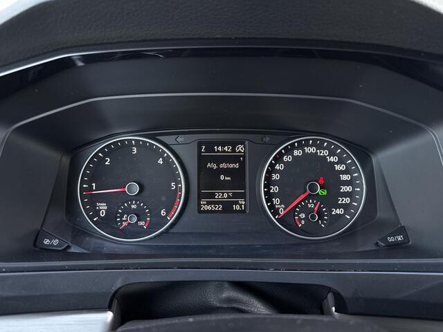 Volkswagen TRANSPORTER 2.0 TDI L2H1 DC Highline Automaat ?5 persoons ?Rijklaarprijs ?Full LED ?Vol Leder ?Navigatie ?Parkeersensoren ?Trekhaak ?Lichtmetaal