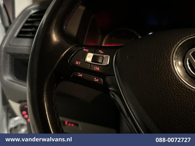 Volkswagen TRANSPORTER 2.0 TDI L1H1 Euro6 Airco | Navigatie | Apple Carplay | Android Auto | Cruisecontrol Parkeersensoren, Achterklep, Verwarmde voorruit, Bijrijdersbank