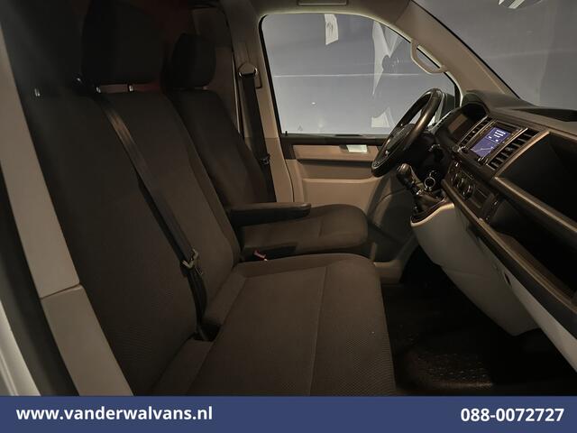 Volkswagen TRANSPORTER 2.0 TDI L1H1 Euro6 Airco | Navigatie | Apple Carplay | Android Auto | Cruisecontrol Parkeersensoren, Achterklep, Verwarmde voorruit, Bijrijdersbank
