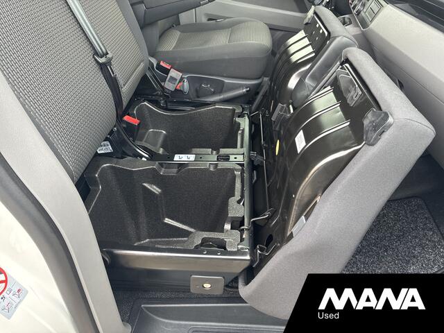 Volkswagen TRANSPORTER 2.0 TDI 110PK L1H1 Camera Airco Cruise Trekhaak Voorruitverwarming