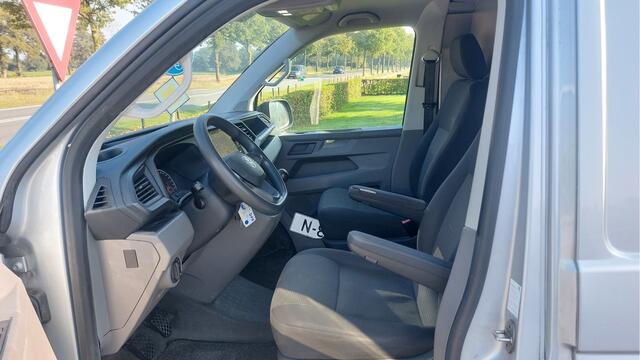 Volkswagen TRANSPORTER 2.0 TDI L2H1 28 AIRCO/NAVI BJ 2021