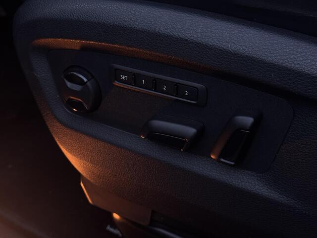 Volkswagen TRANSPORTER 2.0 TDI L2H1 DC 4Motion Highline Caravelle | 2x Elektr. schuifdeur | Schuifdak