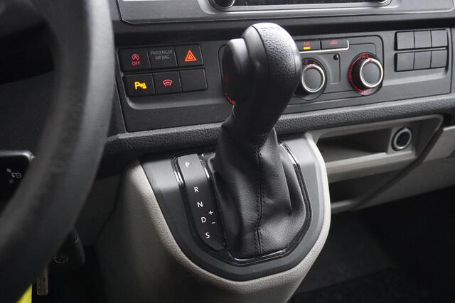 Volkswagen TRANSPORTER 2.0 TDI 150PK Automaat EURO 6 - Airco - Navi - Cruise - ¤14.950,- Excl.