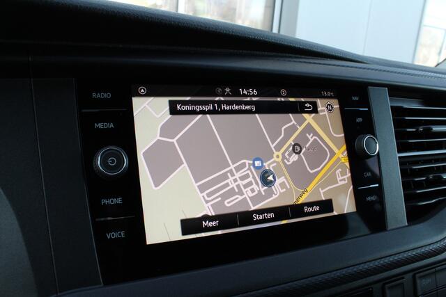 Volkswagen TRANSPORTER 2.0 TDI L2H1 32 DC > 6-persoons/Dubbel cabine/Automaat/Trekhaak