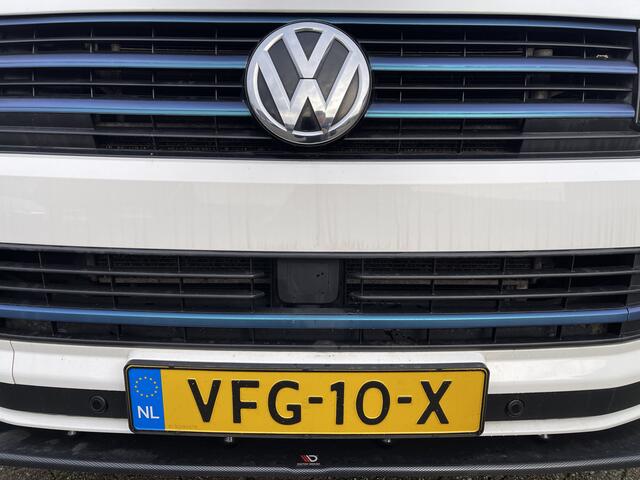 Volkswagen TRANSPORTER 2.0 TDI 150pk automaat L2H1 DC 5 persoons Highline / vaste prijs rijklaar ¤ 34.950 ex btw / lease vanaf ¤ 570 / lederen bekleding / adaptive cruise / airco / navigatie / euro 6 / bpm vrij !