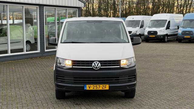 Volkswagen TRANSPORTER 2.0 TDI 75KW 102PK EURO 6 AIRCO/ NAVIGATIE/ CRUISE CONTROL/ PDC/ 100% DEALERONDERHOUDEN