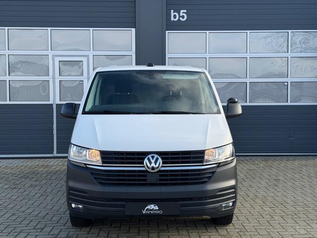 Volkswagen TRANSPORTER 2.0 TDI 150PK Automaat L1 / Airco / Navi by app / Trekhaak