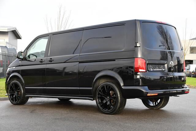 Volkswagen TRANSPORTER 2.0 TDI L2H1 Bulli Virtual, Adaptieve Cruise, Carplay, Camera, 150pk, 2 x Schuifdeur, LED, Multimedia, Uniek!